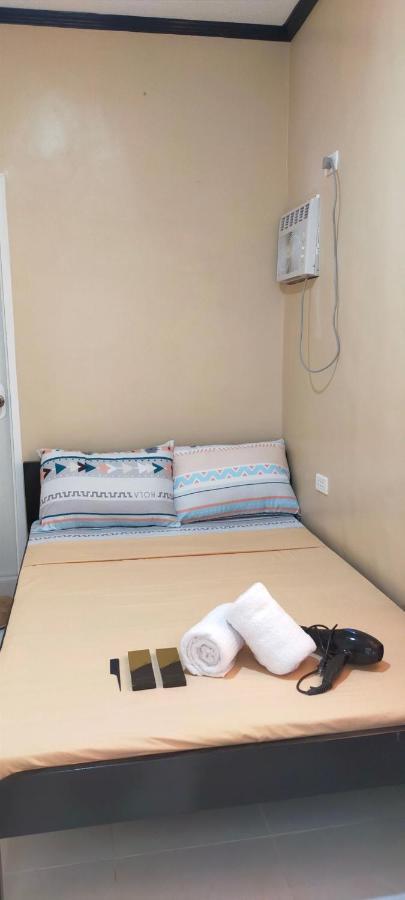 Havenly Guesthouse And Body Massage Spa Moalboal Bagian luar foto